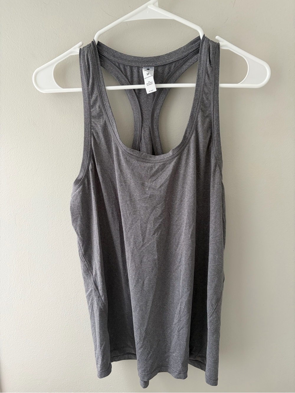 2 pack grey and black yogalicious  razorback tank tops woman's medium active gym